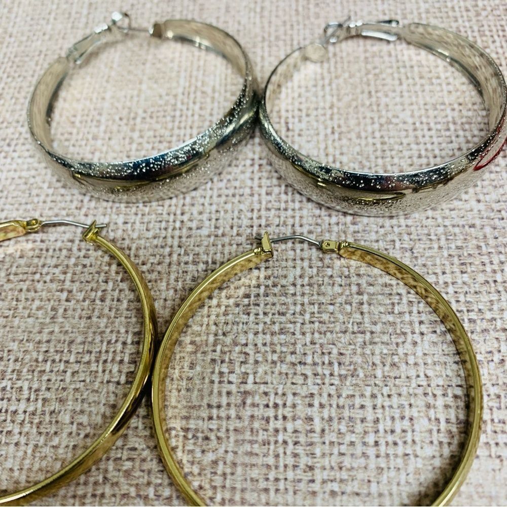 Hoop Earring Bundle‎ - Picture 2 of 7